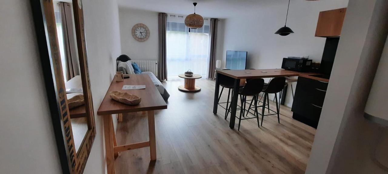 Appartement Renove Totalement - Vue Sur Jardin - 52 M² Houdemont Ngoại thất bức ảnh